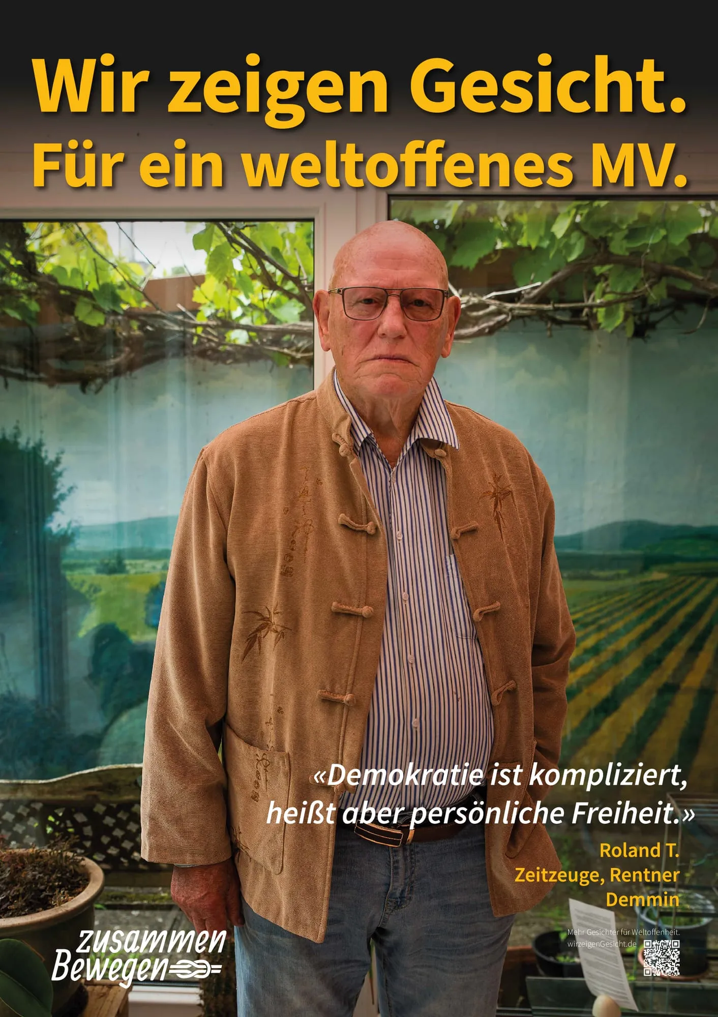 Plakat: «Demokratie ist kompliziert, heißt aber persönliche Freiheit.» — Demmin